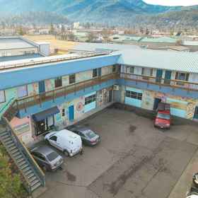 Primary image 1 Ashland Commons Hostel, Hotel Angus Bowmer Theater