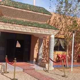 Primary image 1 โรงแรมและร้านอาหาร Kinan, โรงแรม & ที่พัก Tighassaline