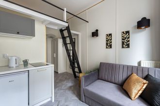 Others 4 Sienna Modern Studio by Renters