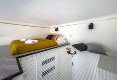 Others 3 Sienna Modern Studio by Renters