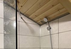 Others 5 King Cabins