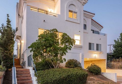 Lain-lain Sonrisa 2 Unit Buyout by Avantstay