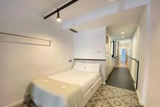 Others Liceu Apartments by gaiarooms