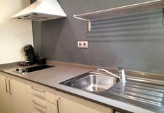 Others 3 Liceu Apartments by gaiarooms