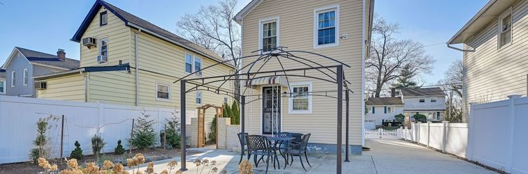 Others Charming Valley Stream Home: 24 Mi to Central Park