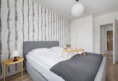 其他 4 Subtle Grey Apartment by Renters