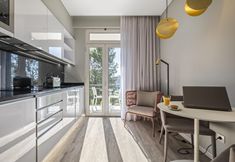 Lainnya 7 King David Suites 402 by Homie