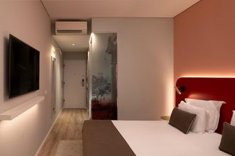 Others 4 King David Suites 202 by Homie