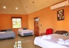 อื่นๆ 4 Brunette Beach