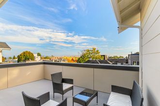 Khác 4 Tides of Seasmoke Suite