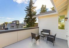 Khác 7 Tides of Seasmoke Suite