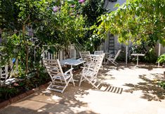 기타 4 Ece Suit Büyükada