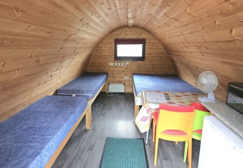 Others Glamping Pods