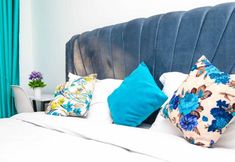 Others 3 Lux suites Rosewood Park Apartments