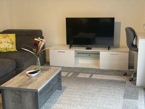 其他 4 Impeccable 3-bed House in Northampton