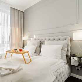 Primary image 1 ShortStayPoland Premium Herbu Korczak P2, โรงแรม & ที่พัก Vistula University