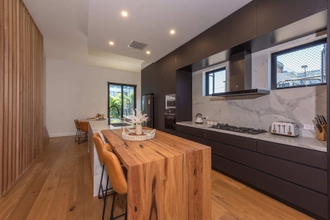 Khác 4 Entire House in Port Melbourne w/ Parking & Pool