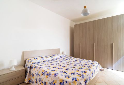 Lain-lain 2463 Villetta Ginestra by Barbarhouse