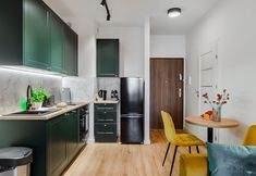 その他 2 ShortStayPoland Komputerowa B148