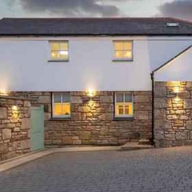 Primary image 1 Immaculate Studio Apartment Just Outside Penzance, Deviock Apartments