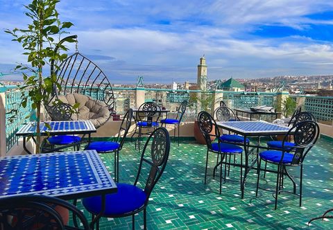 기타 Riad Noor Medina