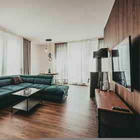 Room1羅戈沃艾斯卡達飯店,2間臥室和2間浴室,特热比亚图夫飯店