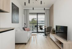 기타 2 Art Forrest 33 K in Rogowo