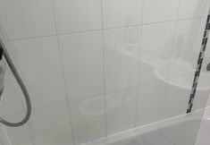 Lain-lain 6 Immaculate 2-bed Apartment in Greenhithe