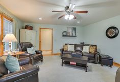 Others 4 Large Home w/ Deck & Grill ~ 9 Mi to Virginia Tech