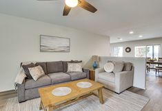 Others 5 Sunny Oceanside Home w/ Patio, 5 Mi to Downtown!