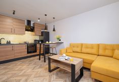 Others 5 City Center Apartment Rzeszów by Renters