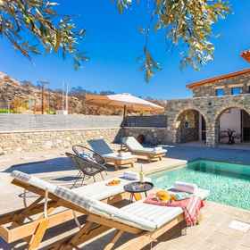 Room 1 La Casa Di Pietre 1 in Rhodes, Tomb of Cleobulus Hotels