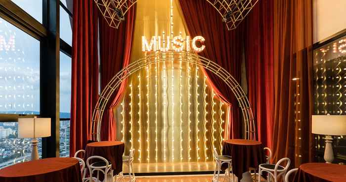 Lainnya KLCC Modern Musical Sty 5Pax Scarletz Suite