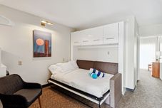 Others Cape Suites Room 8 - Free Parking! 2 Bedroom Hotel Room