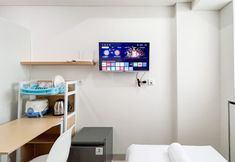 Others 3 Homey Studio (No Kitchen) Apartment At Bandaraya - Tallasa City Makassar