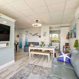 Interior 1 Waterfront Indian Shores Condo - Walk to Beach!, Suncoast Seabird Sanctuary Hotels