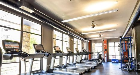 Others 2 Plano Grand Studio Apartment