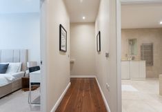 Others 2 Beautiful 2-bed Apartment in London