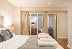 Others 4 Beautiful 2-bed Apartment in London