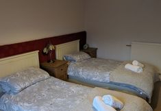 Others 3 Bartholomew Arms