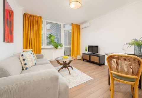 Others Marszałkowska Apartment by Renters