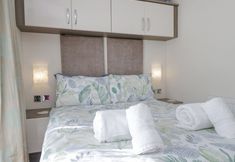 Lain-lain 4 Lakeside Haven