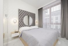 Others 2 Luxurious Grey Apartment by Renters