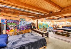 其他 3 Riverfront A-frame Cabin in Troy w/ Pool & Dock!