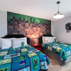 Room 1 Disney Themed 10br Majestic Villa Pool/spa/games, Hotel Calabay Palms Villa