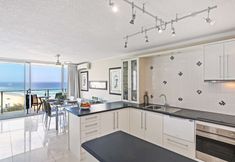 อื่นๆ 7 One The Esplanade