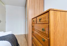 Others 5 Kensington 3 Bedroom Flat Close2subway