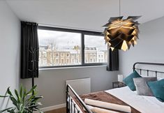 Others 2 Kensington 3 Bedroom Flat Close2subway