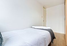 Others 4 Kensington 3 Bedroom Flat Close2subway