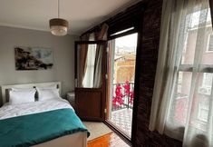 อื่นๆ 2 Lia Suit Beşiktaş